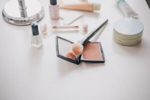 Como saber cuando caduca un cosmetico Guia definitiva para consumidores